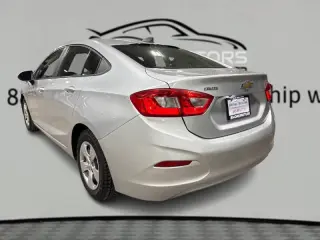 2017 Chevrolet Cruze LS Auto
