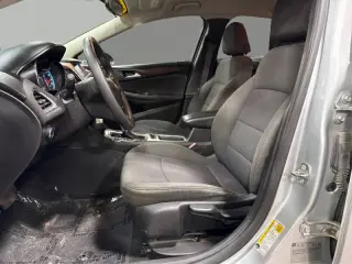 2017 Chevrolet Cruze LS Auto