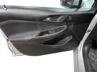 2017 Chevrolet Cruze LS Auto