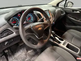 2017 Chevrolet Cruze LS Auto