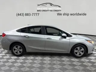 2017 Chevrolet Cruze LS Auto