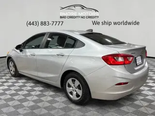2017 Chevrolet Cruze LS Auto