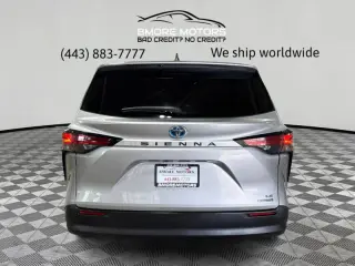 2021 Toyota Sienna LE 8-Passenger