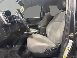 2017 Toyota Tacoma SR5 V6