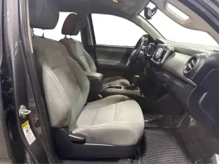 2017 Toyota Tacoma SR5 V6
