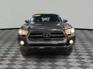 2017 Toyota Tacoma SR5 V6