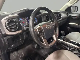 2017 Toyota Tacoma SR5 V6