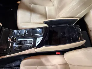 2016 BMW 5 Series 528i xDrive