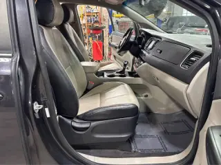 2020 Kia Sedona EX