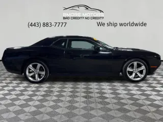 2017 Dodge Challenger SXT