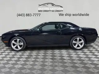 2017 Dodge Challenger SXT