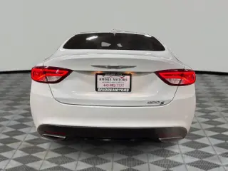 2015 Chrysler 200 S