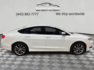 2015 Chrysler 200 S