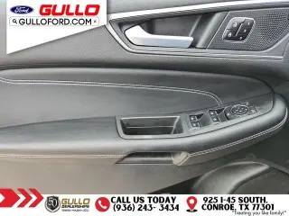 Ford Edge 2023 AWD Titanium 4dr Crossover