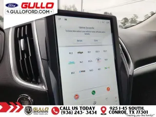 Ford Edge 2023 AWD Titanium 4dr Crossover