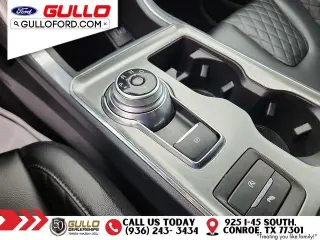 Ford Edge 2023 AWD Titanium 4dr Crossover
