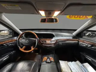 2009 Mercedes-Benz S-Class S 550 4MATIC