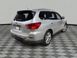 2018 Nissan Pathfinder