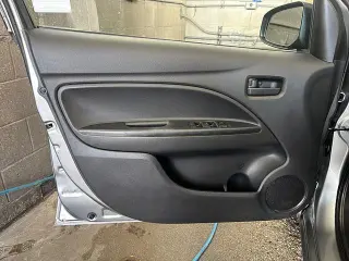 Mitsubishi Mirage G4 2017 ES 4dr Sedan 5M