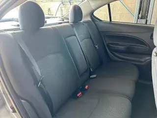 Mitsubishi Mirage G4 2017 ES 4dr Sedan 5M