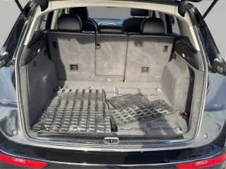 2011 Audi Q5 3.2 quattro Premium Plus