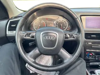 2011 Audi Q5 3.2 quattro Premium Plus
