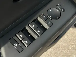 Hyundai KONA 2026 SE 4dr SUV
