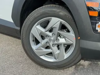 Hyundai KONA 2026 SE 4dr SUV
