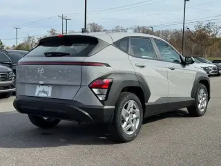 Hyundai KONA 2026 SE 4dr SUV
