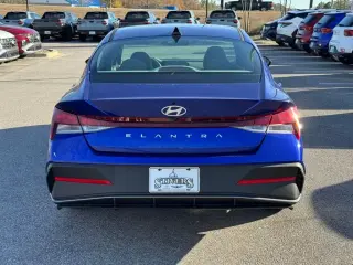 Hyundai ELANTRA 2026 SE 4dr Sedan