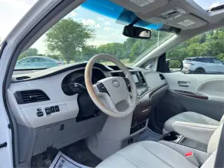 2014 Toyota Sienna