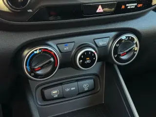 Hyundai VENUE 2026 SE 4dr Crossover