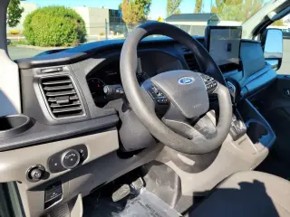 Ford Transit 2022 350 XL 3dr LWB Low Roof Passenger Van