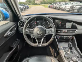 2018 Alfa Romeo Giulia Sport