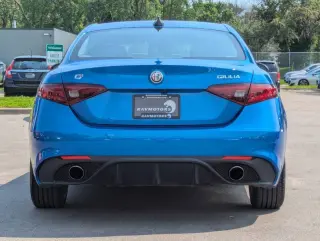 2018 Alfa Romeo Giulia Sport