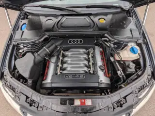 2004 Audi A8 L quattro