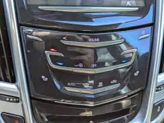 2013 Cadillac SRX Performance Collection