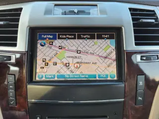 2011 Cadillac Escalade EXT Premium