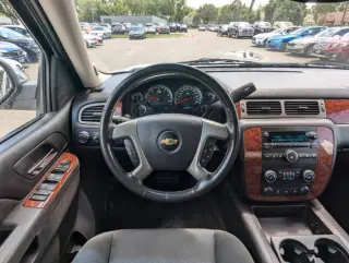 2012 Chevrolet Avalanche LS