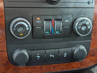 2012 Chevrolet Avalanche LS