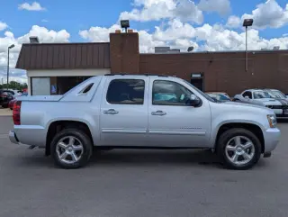 2012 Chevrolet Avalanche LS