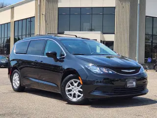 2020 Chrysler Voyager LXi