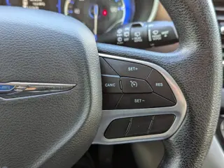 2020 Chrysler Voyager LXi