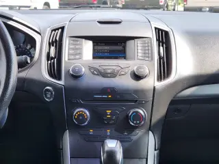2017 Ford Edge SE