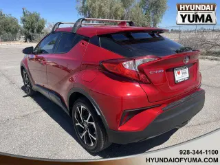 Toyota C-HR 2022 XLE 4dr Crossover