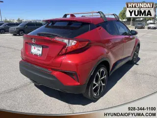 Toyota C-HR 2022 XLE 4dr Crossover