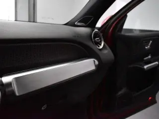 Mercedes-Benz GLB 2021 AWD GLB 250 4MATIC 4p SUV