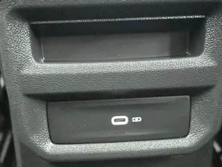 Volkswagen Taos 2022 SEL 4dr SUV