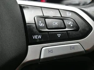 Volkswagen Taos 2022 SEL 4dr SUV