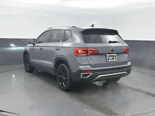 Volkswagen Taos 2022 SEL 4dr SUV